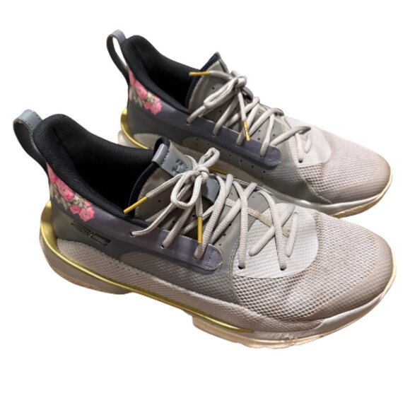 Under Armour Curry Floral “Chinese New Year” Size 11 ‐ Grey / Pink - Picture 1 of 7